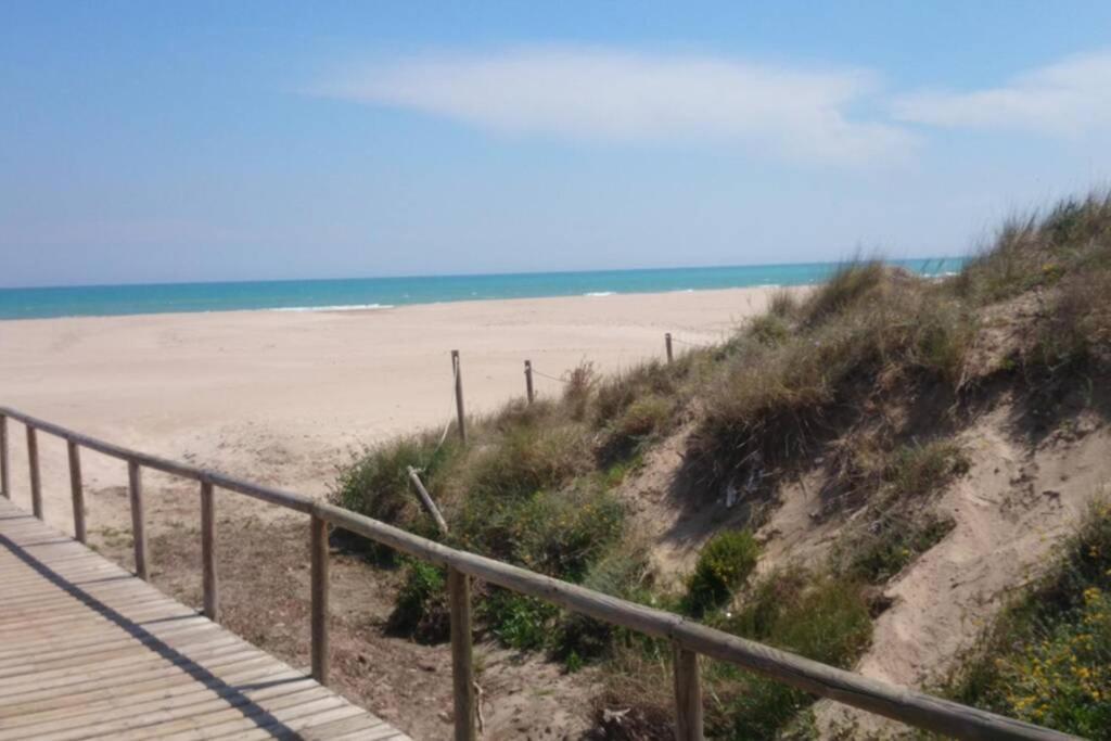 Uim Mediterraneo Poeta 1 Wifi Sagunto المظهر الخارجي الصورة